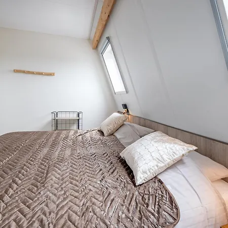 Near Forest With Wellness Garden Tatil Evi Den Burg