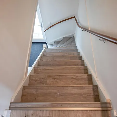 בית נופש Near Forest With Wellness Garden דה בורג